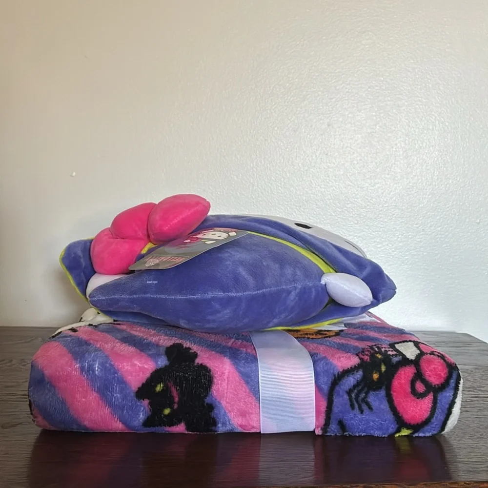 NWT- Halloween Hello Kitty Witch Hat Pillow Plush & Throw Blanket 45x55 Set
